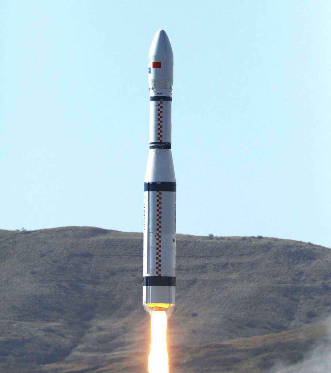 2020年，疫情考验下 星空app官方站官网-星空(中国)助力首颗空事卫星成功发射！